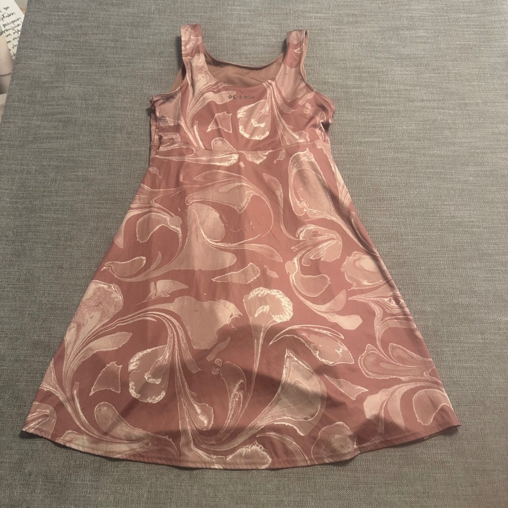Columbia Active Dress Womens Small Mauve Marble Swirl Built-in Shorts